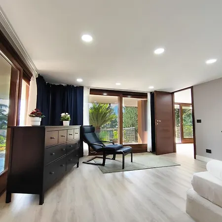 Joivy Sofia Wonderful 2-bed Flat With Views Apartment