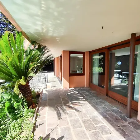 Joivy Sofia Wonderful 2-bed Flat With Views Apartment Como